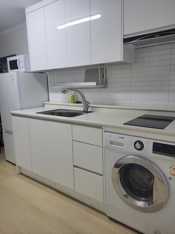 Brand New 2 Bedroom Apartment #6 سيول المظهر الخارجي الصورة